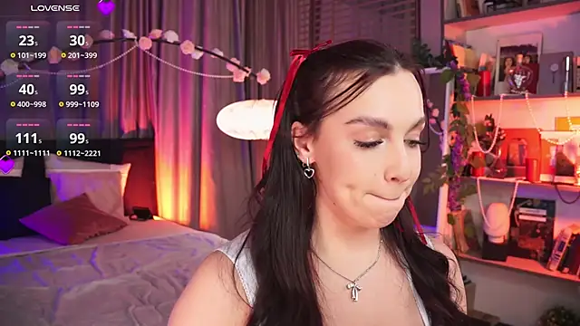 LunaNight online show from 18, 2, 2025