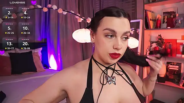 LunaNight online show from 20, 2, 2025