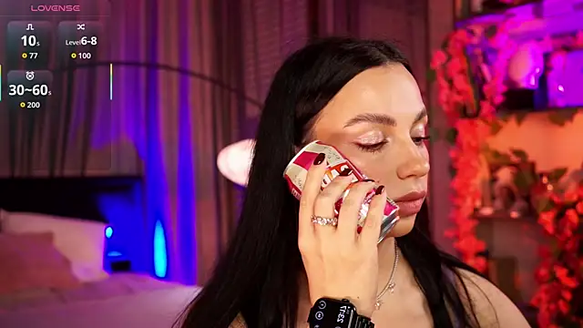 LunaNight online show from 4, 10, 2025