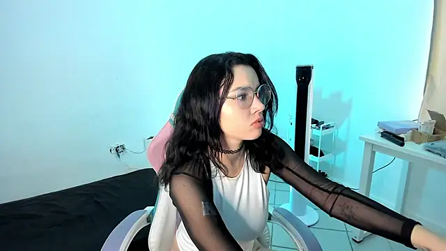 WandaDoll online show from 11, 3, 2025