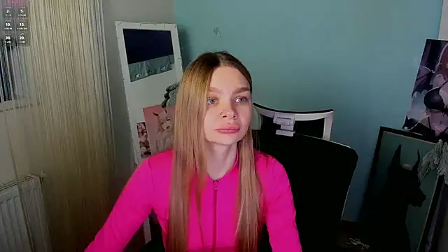 Molly sweetie online show from 16, 1, 2025