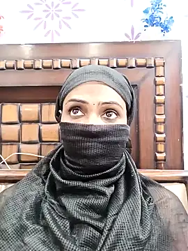 Snapshot of Yours-Bebo chatting on 19, 1, 2025 Yours-Bebo online show from 19, 1, 2025