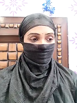 Snapshot of Yours-Bebo chatting on 21, 1, 2025 Yours-Bebo online show from 21, 1, 2025