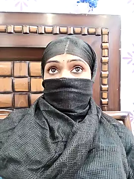 Snapshot of Yours-Bebo chatting on 21, 1, 2025 Yours-Bebo online show from 21, 1, 2025