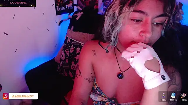 Snapshot of abril666 chatting on 28, 10, 2025 abril666 online show from 28, 10, 2025