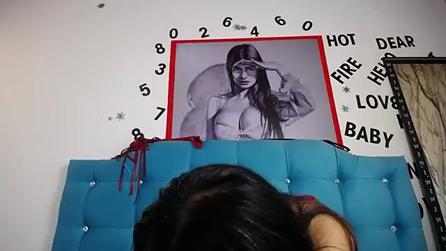 Snapshot of sweet_skylove_ chatting on 18, 12, 2025 sweet skylove online show from 18, 12, 2025