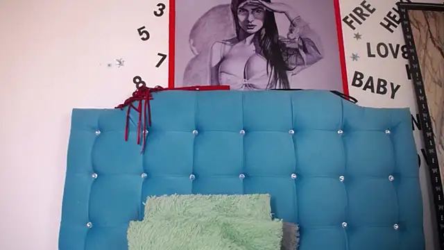 Snapshot of sweet_skylove_ chatting on 19, 12, 2025 sweet skylove online show from 19, 12, 2025