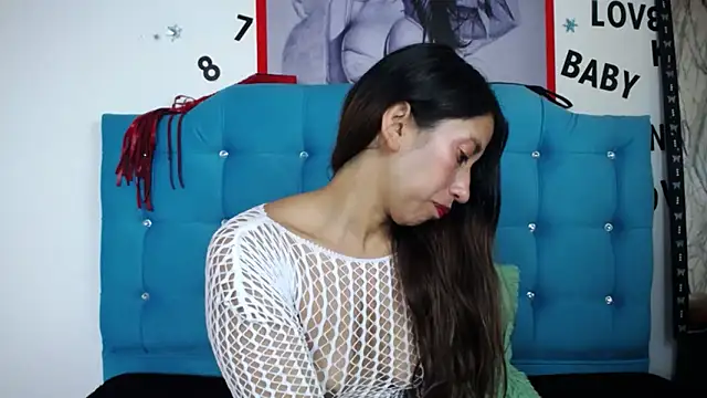 Snapshot of sweet_skylove_ chatting on 22, 12, 2025 sweet skylove online show from 22, 12, 2025