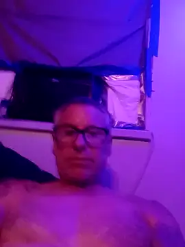 Snapshot of Pcsammy73 chatting on 8, 6, 2026 Pcsammy73 online show from 8, 6, 2026