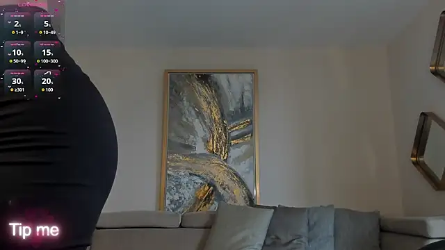 CorinneRusso online show from 7, 6, 2026