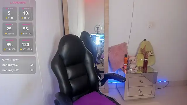 Snapshot of hellensexy chatting on 26, 2, 2026 hellensexy online show from 26, 2, 2026