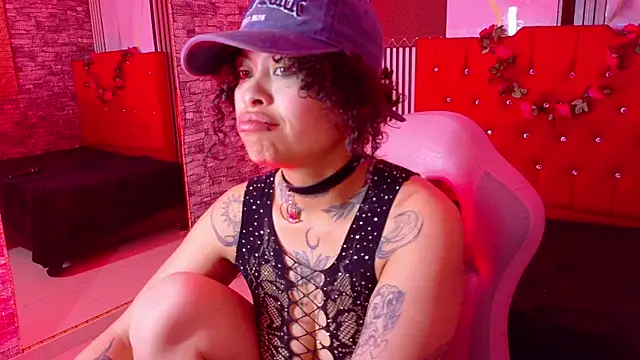 miahernadez303av online show from 12, 2, 2026