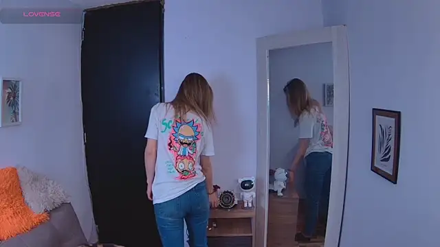 Lucy Princes online show from 20, 3, 2025