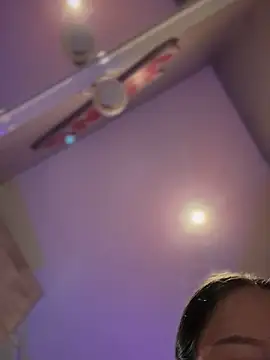 wow Mia online show from 8, 9, 2025