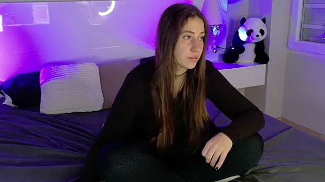 Snapshot of Coco_fr chatting on 5, 2, 2026 Coco fr online show from 5, 2, 2026