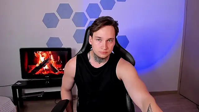 Chris Tyson online show from 25, 5, 2026