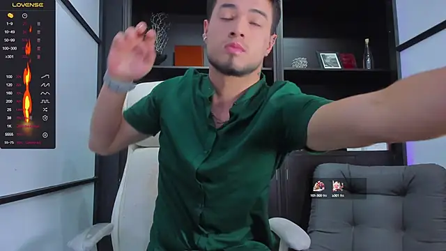 EdwardRoss  online show from 5, 2, 2025