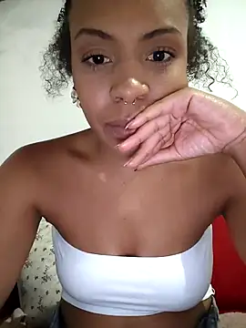 Snapshot of Julia_Pretinha chatting on 3, 5, 2026 Julia Pretinha online show from 3, 5, 2026