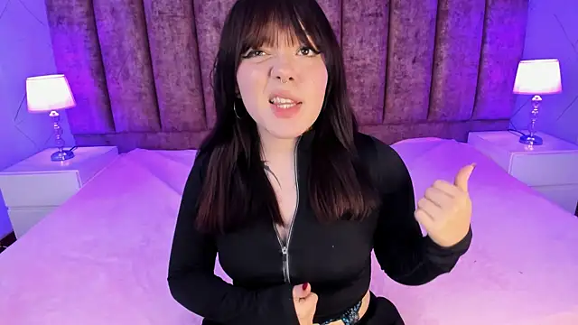 Snapshot of Fluffy_Bubble21 chatting on 20, 3, 2025 Fluffy Bubble21 online show from 20, 3, 2025