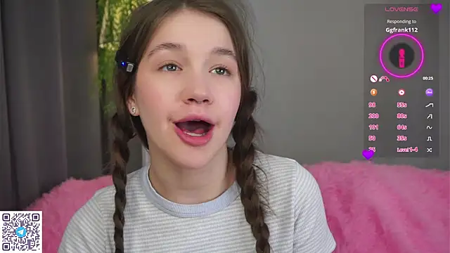 AmiLewis online show from 5, 3, 2025