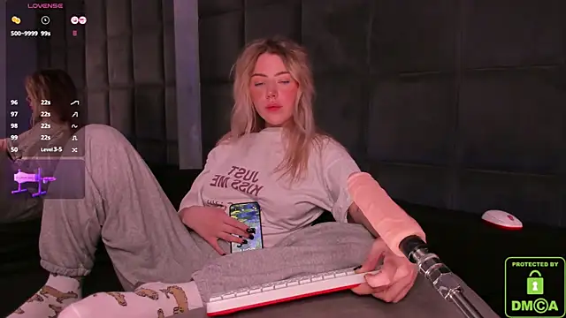 Snapshot of NateHalll chatting on 19, 3, 2025 NateHalll online show from 19, 3, 2025