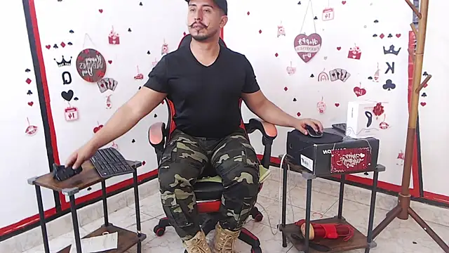 KalethBigDick online show from 12, 2, 2025