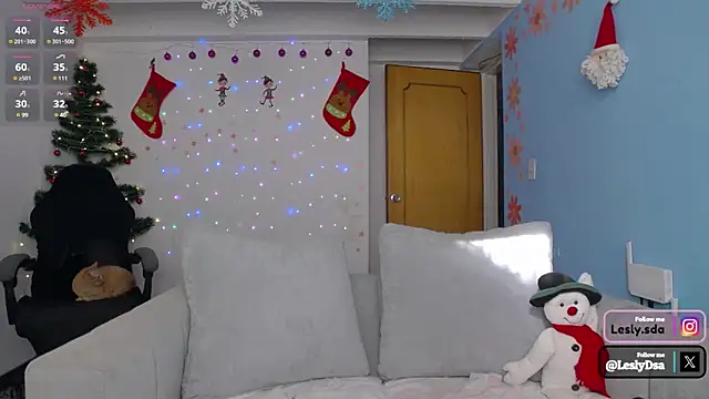 leslyyu online show from 17, 12, 2024