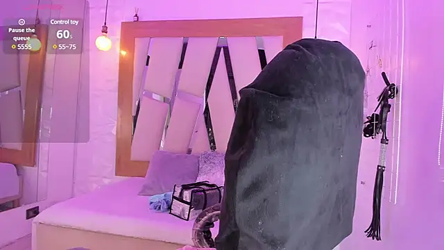 Snapshot of ary_cooper_ chatting on 8, 2, 2025 ary cooper online show from 8, 2, 2025