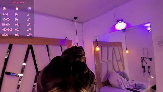 Snapshot of ary_cooper_ chatting on 6, 3, 2025 ary cooper online show from 6, 3, 2025