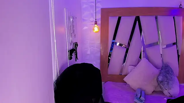 Snapshot of ary_cooper_ chatting on 20, 3, 2025 ary cooper online show from 20, 3, 2025