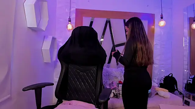 Snapshot of ary_cooper_ chatting on 24, 9, 2025 ary cooper online show from 24, 9, 2025