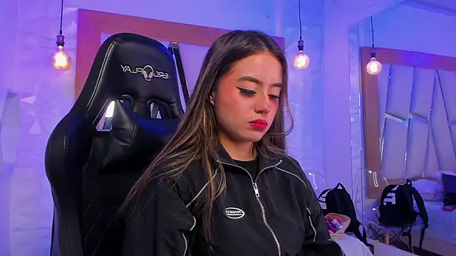 Snapshot of ary_cooper_ chatting on 30, 10, 2025 ary cooper online show from 30, 10, 2025