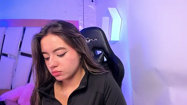 Snapshot of ary_cooper_ chatting on 10, 11, 2025 ary cooper online show from 10, 11, 2025