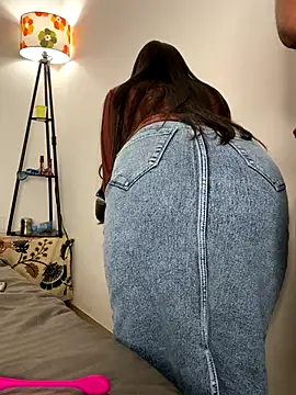 Snapshot of Miss__Malaika chatting on 4, 12, 2024 Miss Malaika online show from 4, 12, 2024