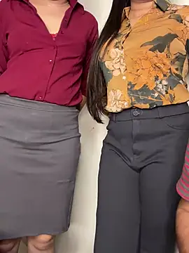 Snapshot of Miss__Malaika chatting on 11, 12, 2024 Miss Malaika online show from 11, 12, 2024