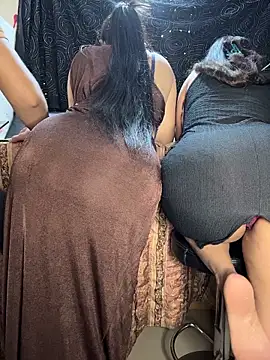 Snapshot of Miss__Malaika chatting on 16, 12, 2025 Miss Malaika online show from 16, 12, 2025