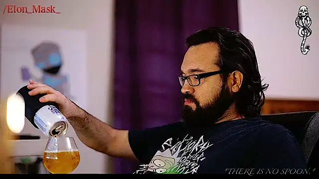 Seraph De La Luna online show from 22, 1, 2025