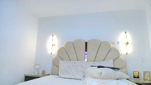 Snapshot of Meghanparker1 chatting on 4, 11, 2025 Meghanparker1 online show from 4, 11, 2025