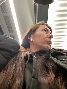 Snapshot of eveangelll chatting on 6, 2, 2026 eveangelll online show from 6, 2, 2026