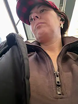 Snapshot of eveangelll chatting on 7, 2, 2026 eveangelll online show from 7, 2, 2026