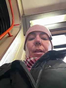 Snapshot of eveangelll chatting on 24, 2, 2026 eveangelll online show from 24, 2, 2026