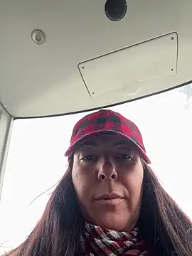 eveangelll online show from 10, 4, 2026