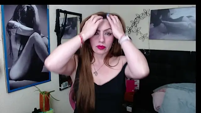 Snapshot of AnthonelaBella chatting on 16, 4, 2026 AnthonelaBella online show from 16, 4, 2026