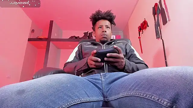 AlejoKhalifa  online show from 4, 4, 2026