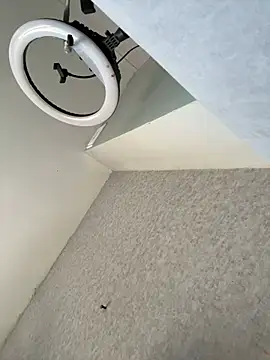 Yourdirtybitch online show from 11, 3, 2025