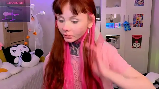 Britney Lynch online show from 3, 11, 2025