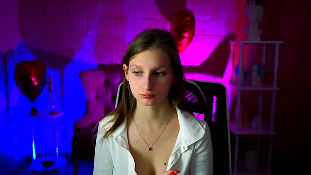 EllaHorton online show from 3, 3, 2025