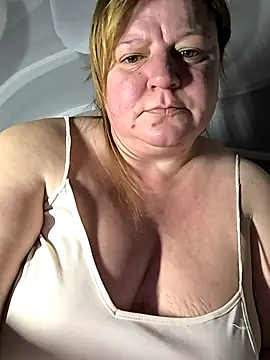 Snapshot of jusichka chatting on 1, 2, 2026 jusichka online show from 1, 2, 2026