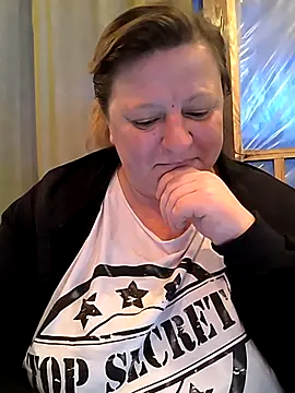 Snapshot of jusichka chatting on 17, 4, 2026 jusichka online show from 17, 4, 2026