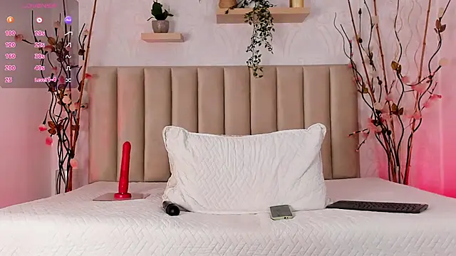 ivone adams online show from 19, 9, 2025